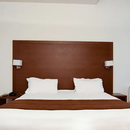 Aparthotel Residhotel Imperial Rennequin 3*