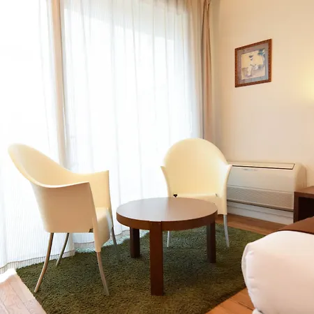 Residhotel Imperial Rennequin 3* Paris
