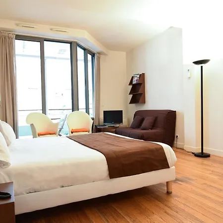 Residhotel Imperial Rennequin 3*