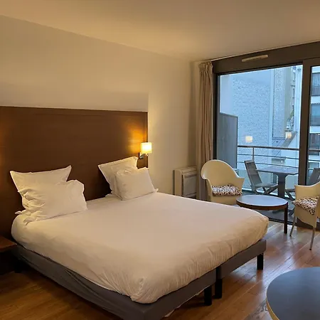 Residhotel Imperial Rennequin Apart Otel Paris