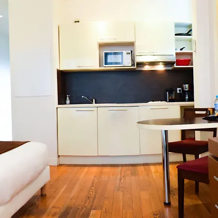 ريسيدوتيل إمبيريال رينكا شقة فندقية باريس