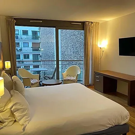 Aparthotel Residhotel Imperial Rennequin 4*