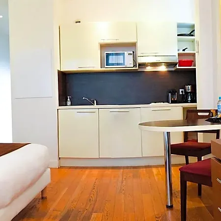 Residhotel Imperial Rennequin 4*