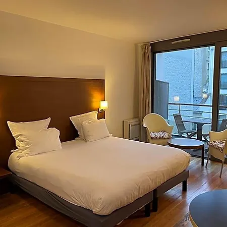 Aparthotel Residhotel Imperial Rennequin Paris