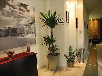 Residhotel Imperial Rennequin Lägenhetshotell Paris