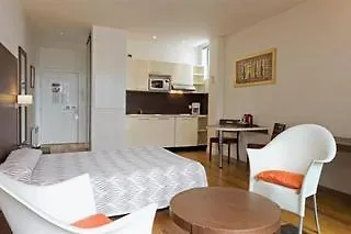 Residhotel Imperial Rennequin 3* París