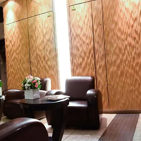 Residhotel Imperial Rennequin 3*
