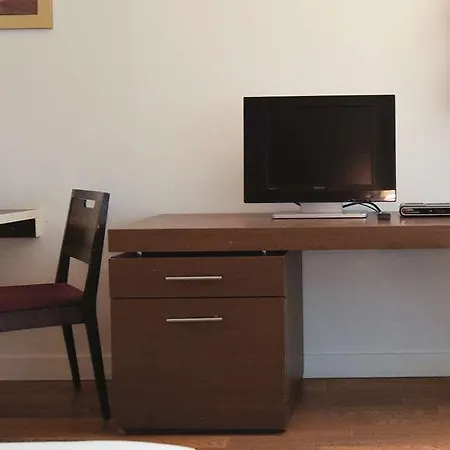 Апарт-отель Residhotel Imperial Rennequin Париж