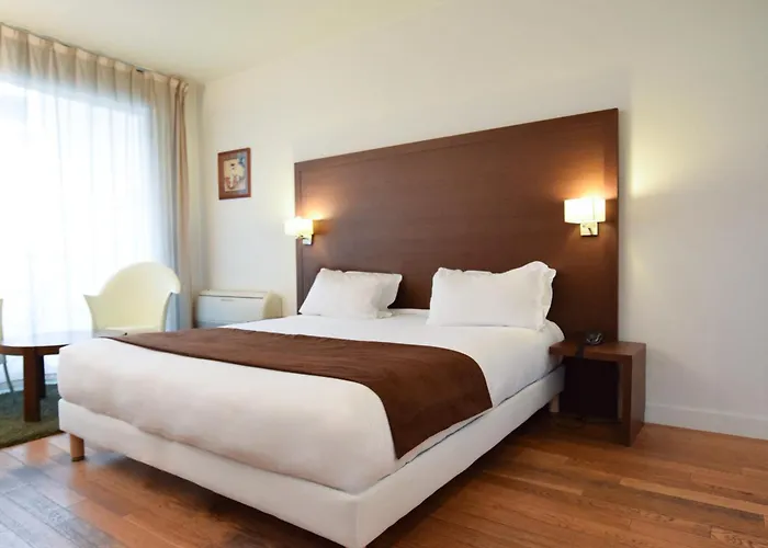 Residhotel Imperial Rennequin Aparthotel Paris