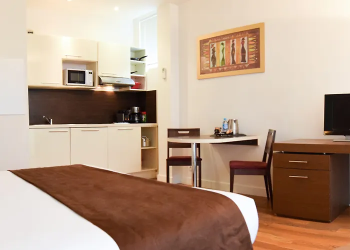 Residhotel Imperial Rennequin Aparthotel Paris