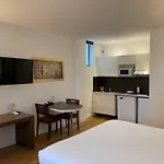 Aparthotel Residhotel Imperial Rennequin 4*