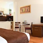 Aparthotel Residhotel Imperial Rennequin Paris